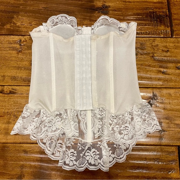 Vintage Smart white bustier - Picture 6 of 13